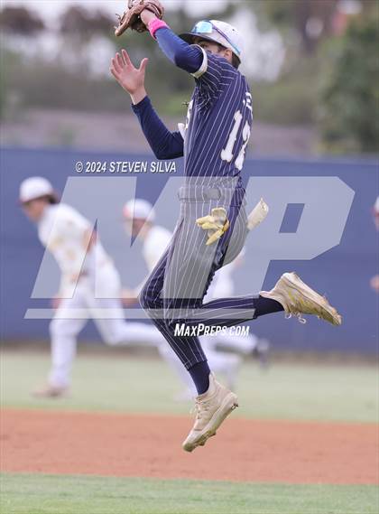 Thumbnail 1 in Bonita Vista vs. Point Loma (CIF SDS Division 2 Final) photogallery.