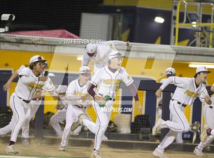 Thumbnail 2 in Bonita Vista vs. Point Loma (CIF SDS Division 2 Final) photogallery.