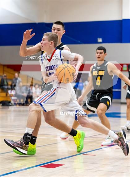 Thumbnail 1 in Del Oro @ Folsom photogallery.