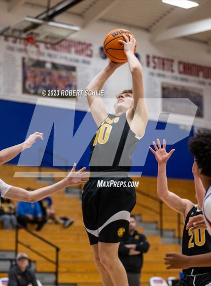 Thumbnail 1 in Del Oro @ Folsom photogallery.
