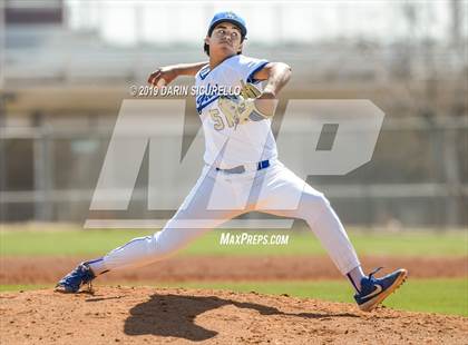 Thumbnail 2 in Santa Margarita vs. Clackamas (Pride Classic) photogallery.