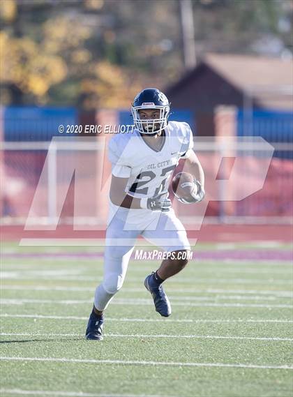 Thumbnail 3 in Oil City vs Juniata (PIAA 4A 1st Round) photogallery.