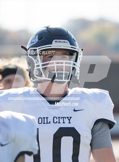 Thumbnail 2 in Oil City vs Juniata (PIAA 4A 1st Round) photogallery.