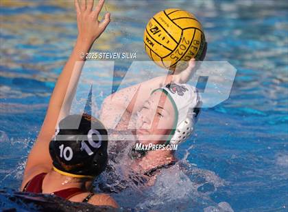Thumbnail 2 in Helix vs. La Serna (San Diego Beaches Tournament) photogallery.