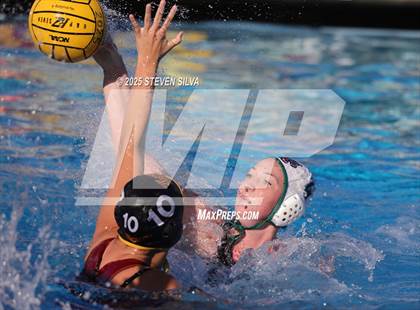Thumbnail 3 in Helix vs. La Serna (San Diego Beaches Tournament) photogallery.