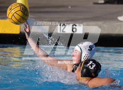 Thumbnail 2 in Helix vs. La Serna (San Diego Beaches Tournament) photogallery.