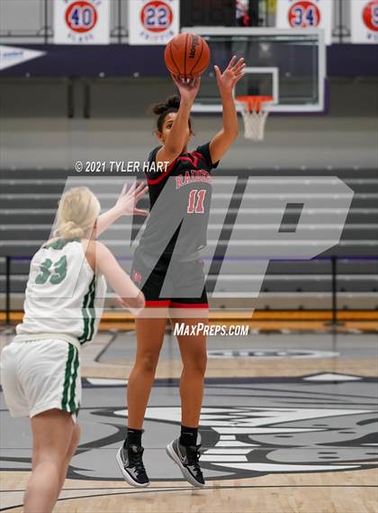 Thumbnail 1 in Bolingbrook vs. Zionsville (Sneakers for Santa Shootout) photogallery.