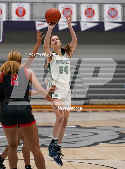 Thumbnail 1 in Bolingbrook vs. Zionsville (Sneakers for Santa Shootout) photogallery.
