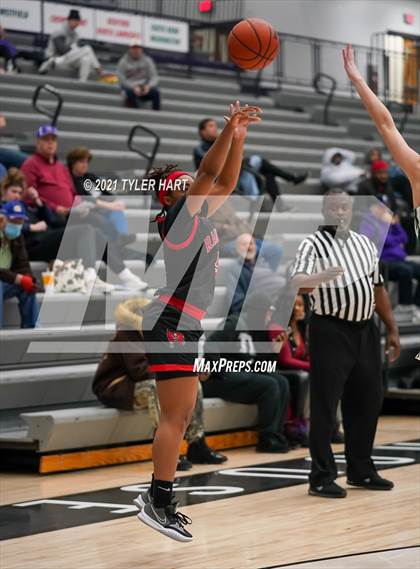 Thumbnail 1 in Bolingbrook vs. Zionsville (Sneakers for Santa Shootout) photogallery.