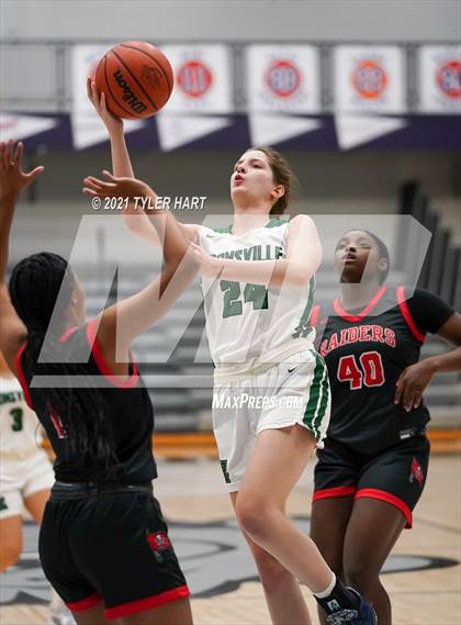 Thumbnail 3 in Bolingbrook vs. Zionsville (Sneakers for Santa Shootout) photogallery.