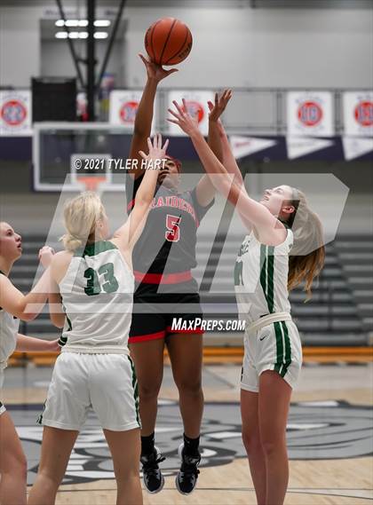 Thumbnail 1 in Bolingbrook vs. Zionsville (Sneakers for Santa Shootout) photogallery.