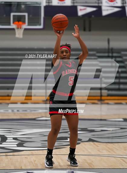 Thumbnail 3 in Bolingbrook vs. Zionsville (Sneakers for Santa Shootout) photogallery.