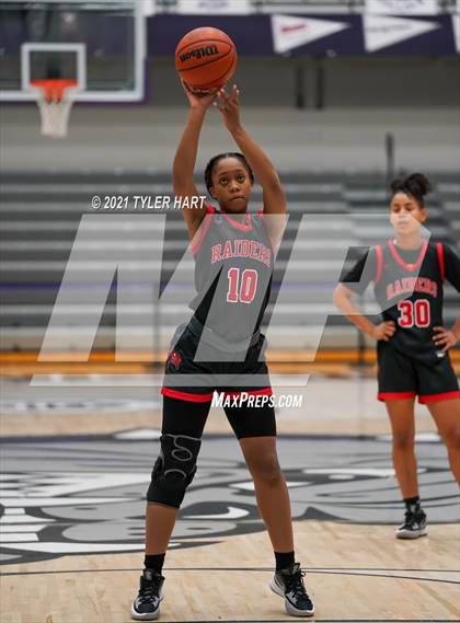 Thumbnail 2 in Bolingbrook vs. Zionsville (Sneakers for Santa Shootout) photogallery.