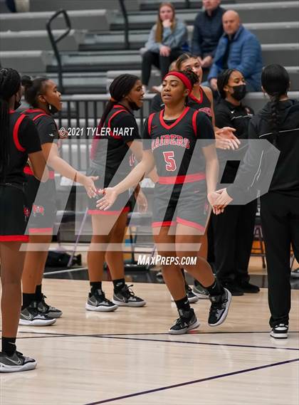 Thumbnail 1 in Bolingbrook vs. Zionsville (Sneakers for Santa Shootout) photogallery.