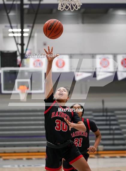 Thumbnail 3 in Bolingbrook vs. Zionsville (Sneakers for Santa Shootout) photogallery.