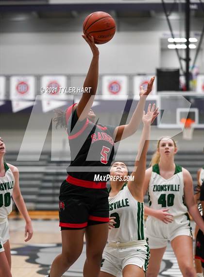Thumbnail 1 in Bolingbrook vs. Zionsville (Sneakers for Santa Shootout) photogallery.