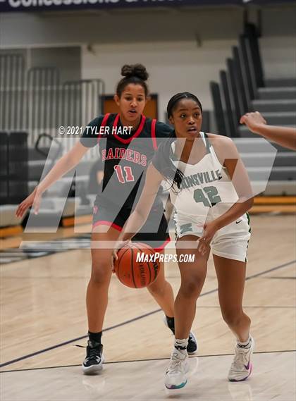 Thumbnail 1 in Bolingbrook vs. Zionsville (Sneakers for Santa Shootout) photogallery.