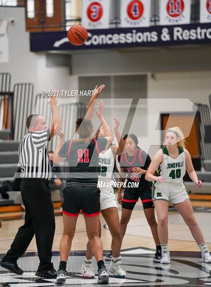 Thumbnail 1 in Bolingbrook vs. Zionsville (Sneakers for Santa Shootout) photogallery.