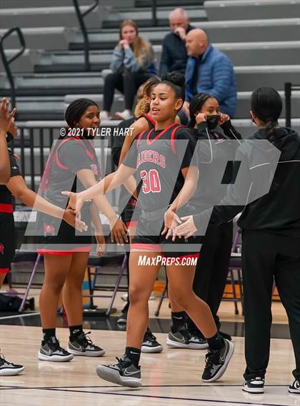 Thumbnail 1 in Bolingbrook vs. Zionsville (Sneakers for Santa Shootout) photogallery.