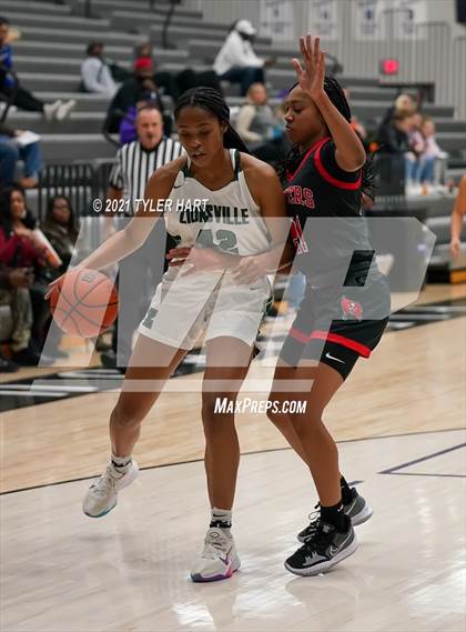 Thumbnail 3 in Bolingbrook vs. Zionsville (Sneakers for Santa Shootout) photogallery.