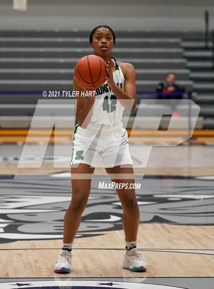 Thumbnail 2 in Bolingbrook vs. Zionsville (Sneakers for Santa Shootout) photogallery.