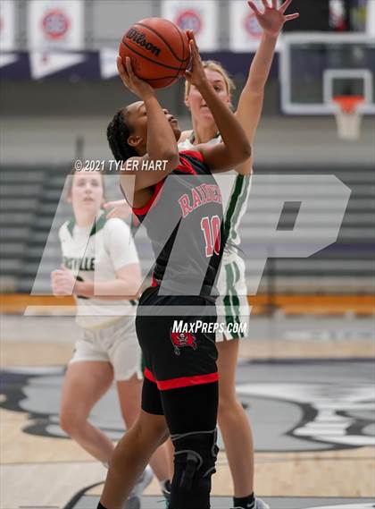 Thumbnail 2 in Bolingbrook vs. Zionsville (Sneakers for Santa Shootout) photogallery.