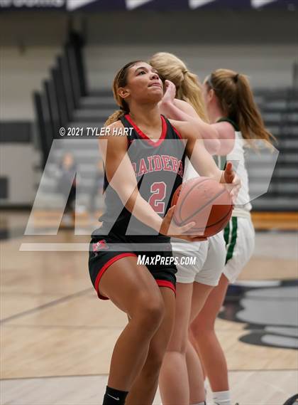 Thumbnail 1 in Bolingbrook vs. Zionsville (Sneakers for Santa Shootout) photogallery.