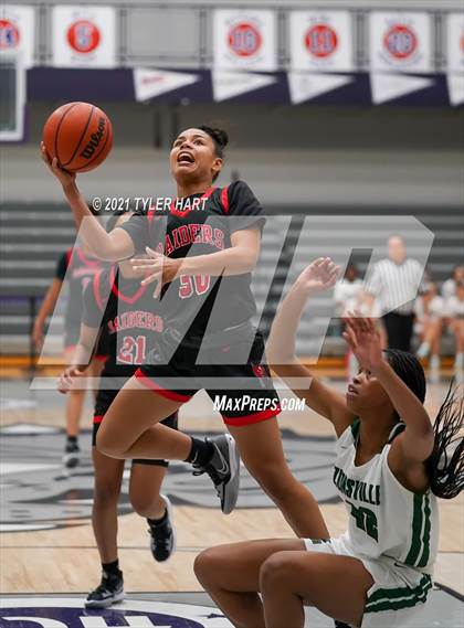 Thumbnail 3 in Bolingbrook vs. Zionsville (Sneakers for Santa Shootout) photogallery.