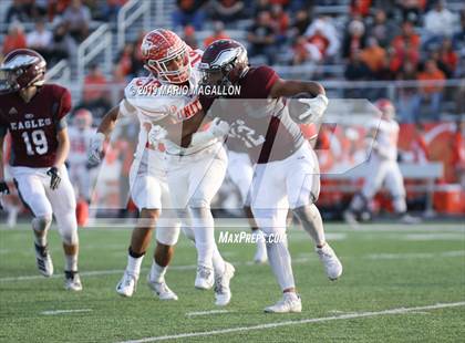 Thumbnail 3 in United @ Mission (UIL 6A D1 Bi-District Playoff) photogallery.