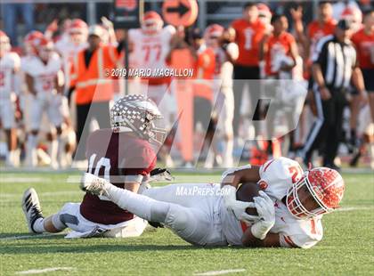 Thumbnail 2 in United @ Mission (UIL 6A D1 Bi-District Playoff) photogallery.