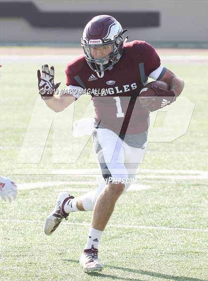 Thumbnail 3 in United @ Mission (UIL 6A D1 Bi-District Playoff) photogallery.