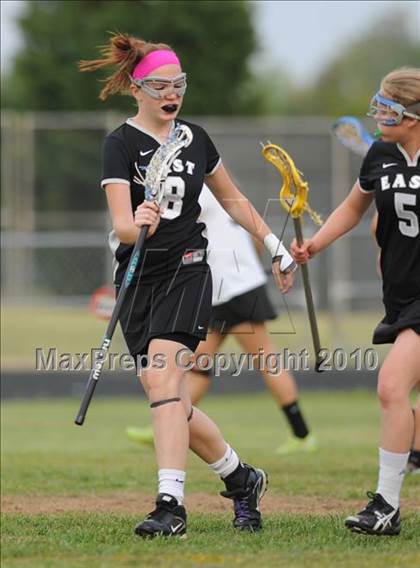 Thumbnail 3 in East Chapel Hill vs Wakefield (Sectional Championship) photogallery.