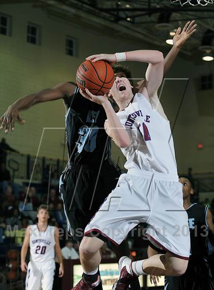 Thumbnail 2 in Huntsville vs. Lee photogallery.