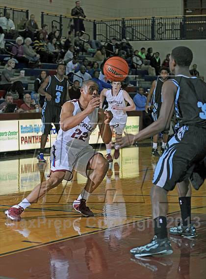 Thumbnail 3 in Huntsville vs. Lee photogallery.