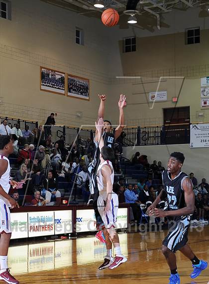 Thumbnail 3 in Huntsville vs. Lee photogallery.