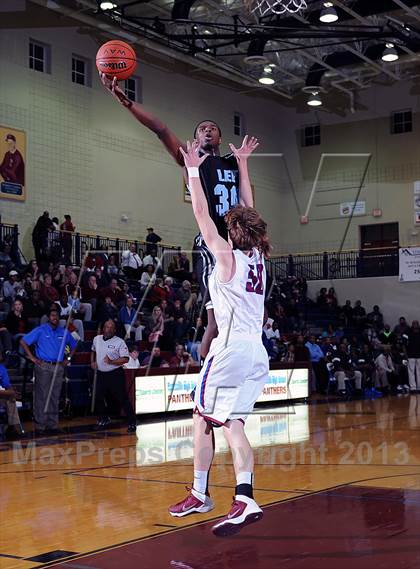 Thumbnail 1 in Huntsville vs. Lee photogallery.