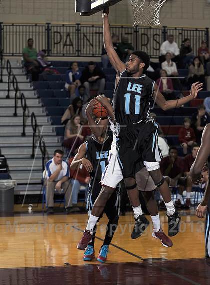 Thumbnail 2 in Huntsville vs. Lee photogallery.