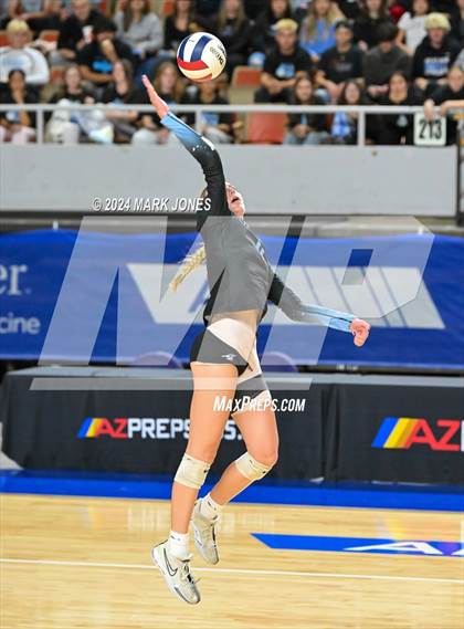 Thumbnail 1 in Estrella Foothills vs. Mica Mountain (AIA 4A Final) photogallery.