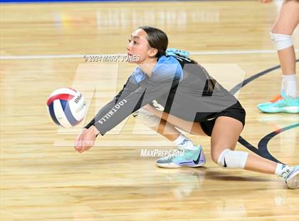Thumbnail 3 in Estrella Foothills vs. Mica Mountain (AIA 4A Final) photogallery.