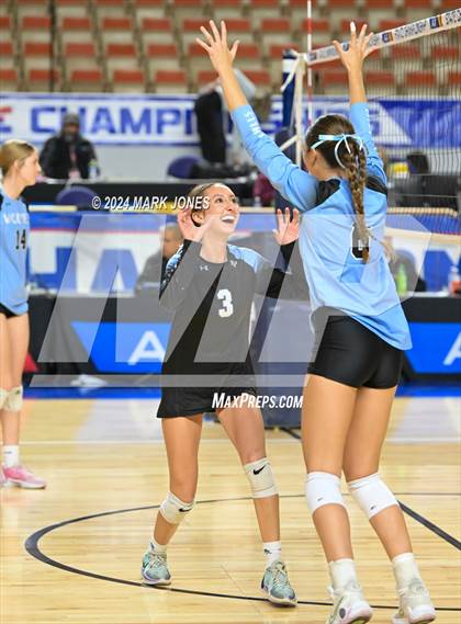 Thumbnail 1 in Estrella Foothills vs. Mica Mountain (AIA 4A Final) photogallery.
