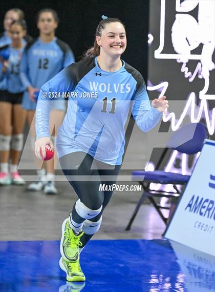 Thumbnail 3 in Estrella Foothills vs. Mica Mountain (AIA 4A Final) photogallery.