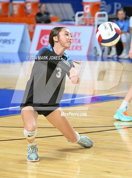 Thumbnail 3 in Estrella Foothills vs. Mica Mountain (AIA 4A Final) photogallery.
