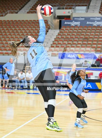 Thumbnail 2 in Estrella Foothills vs. Mica Mountain (AIA 4A Final) photogallery.