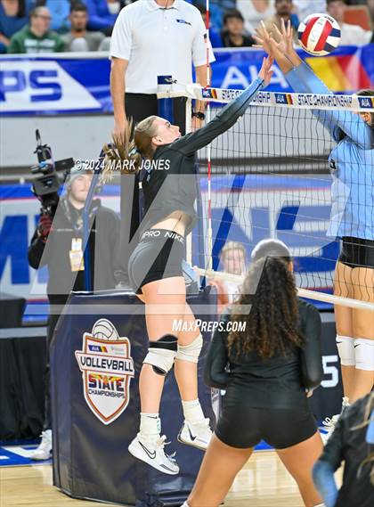 Thumbnail 1 in Estrella Foothills vs. Mica Mountain (AIA 4A Final) photogallery.