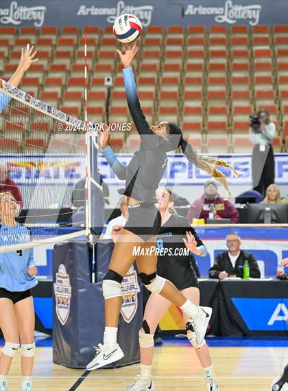 Thumbnail 1 in Estrella Foothills vs. Mica Mountain (AIA 4A Final) photogallery.