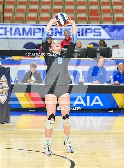 Thumbnail 2 in Estrella Foothills vs. Mica Mountain (AIA 4A Final) photogallery.