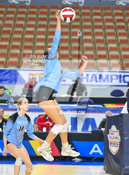 Thumbnail 3 in Estrella Foothills vs. Mica Mountain (AIA 4A Final) photogallery.