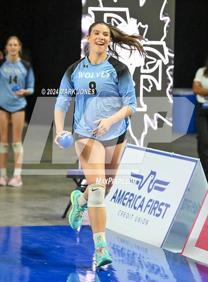 Thumbnail 3 in Estrella Foothills vs. Mica Mountain (AIA 4A Final) photogallery.