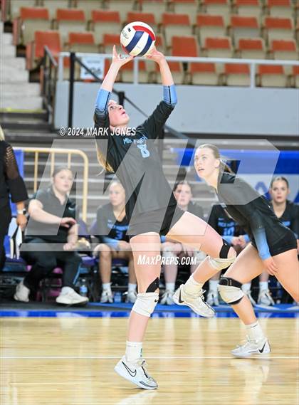 Thumbnail 1 in Estrella Foothills vs. Mica Mountain (AIA 4A Final) photogallery.
