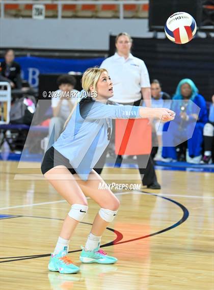 Thumbnail 3 in Estrella Foothills vs. Mica Mountain (AIA 4A Final) photogallery.